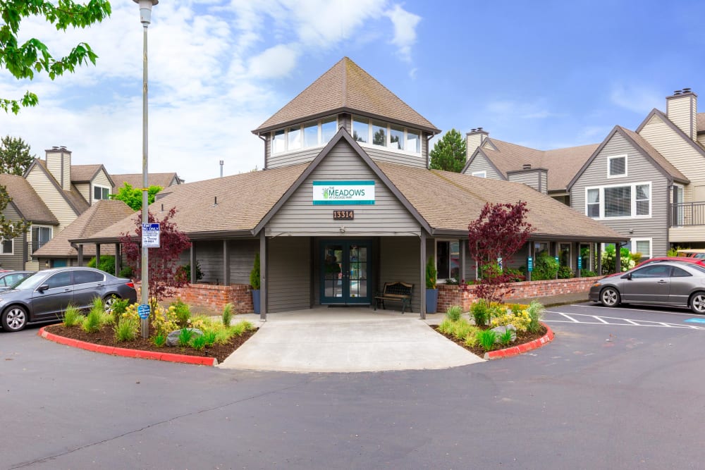 Meadows at Cascade Park Apartments Amenities Include Garages