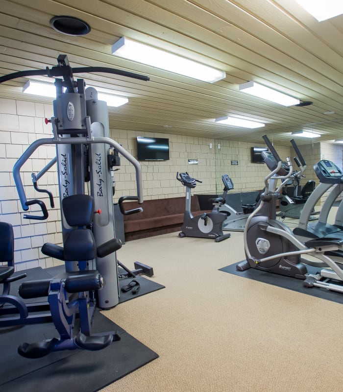 Gym at Sunchase Apartments in Tulsa, Oklahoma