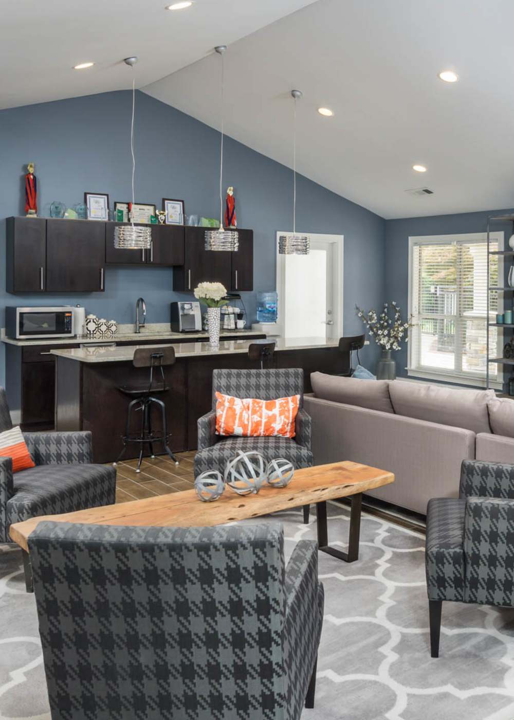 Clubhouse at Paddock Club Apartments in Florence, Kentucky