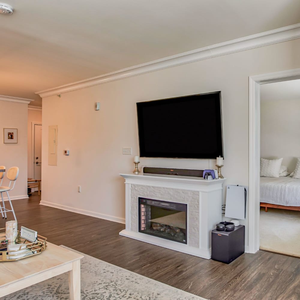 Apartment with fireplace at Reynolds Farm, North Kingstown, Rhode Island