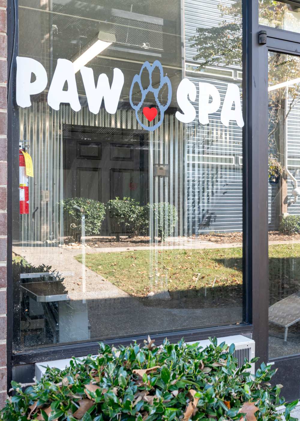 Paw spa at Canyon and Knox Landing Apartments in Knoxville, Tennessee