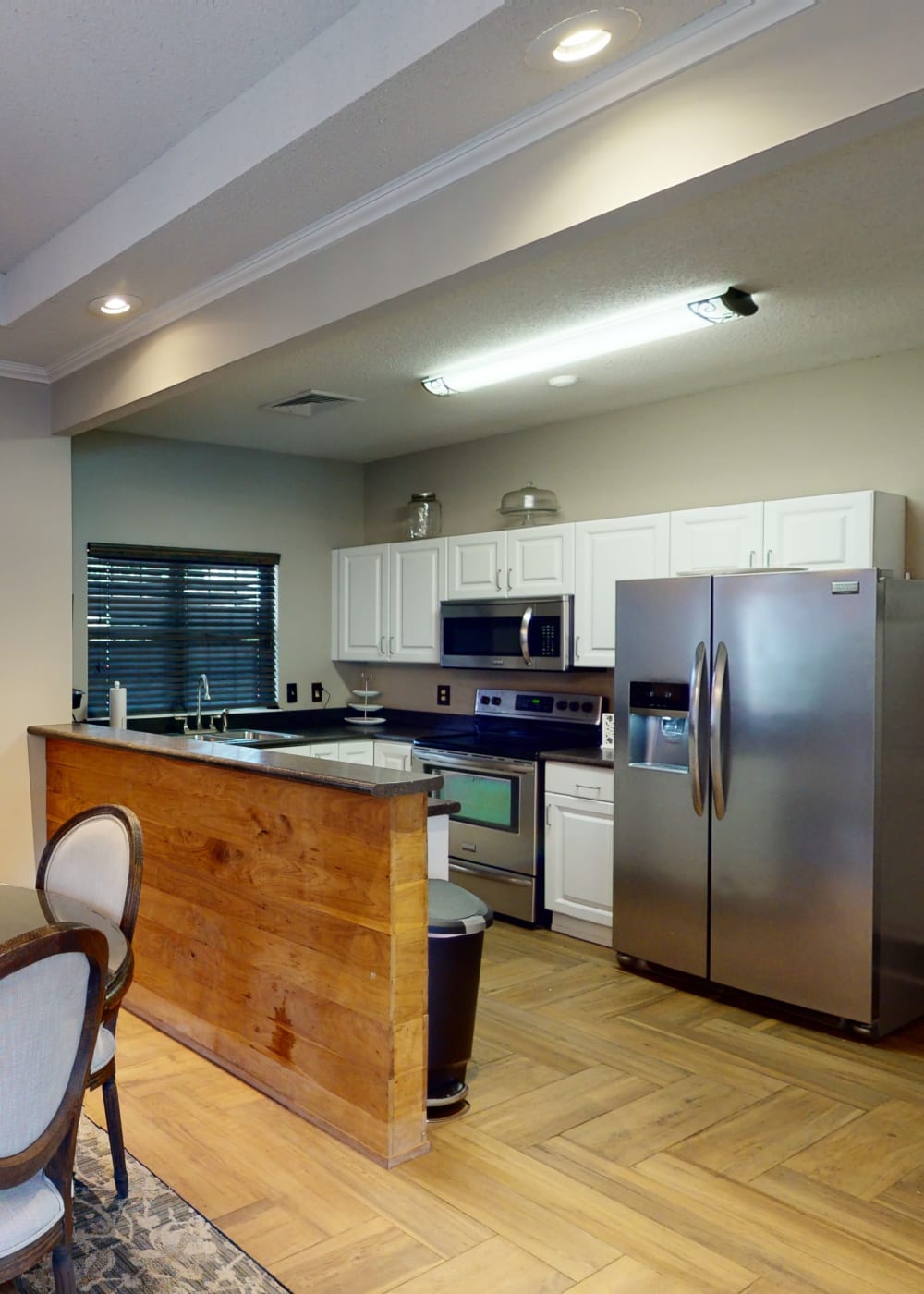 Clubhouse kitchen at Coventry Apartments in Williamsville, New York