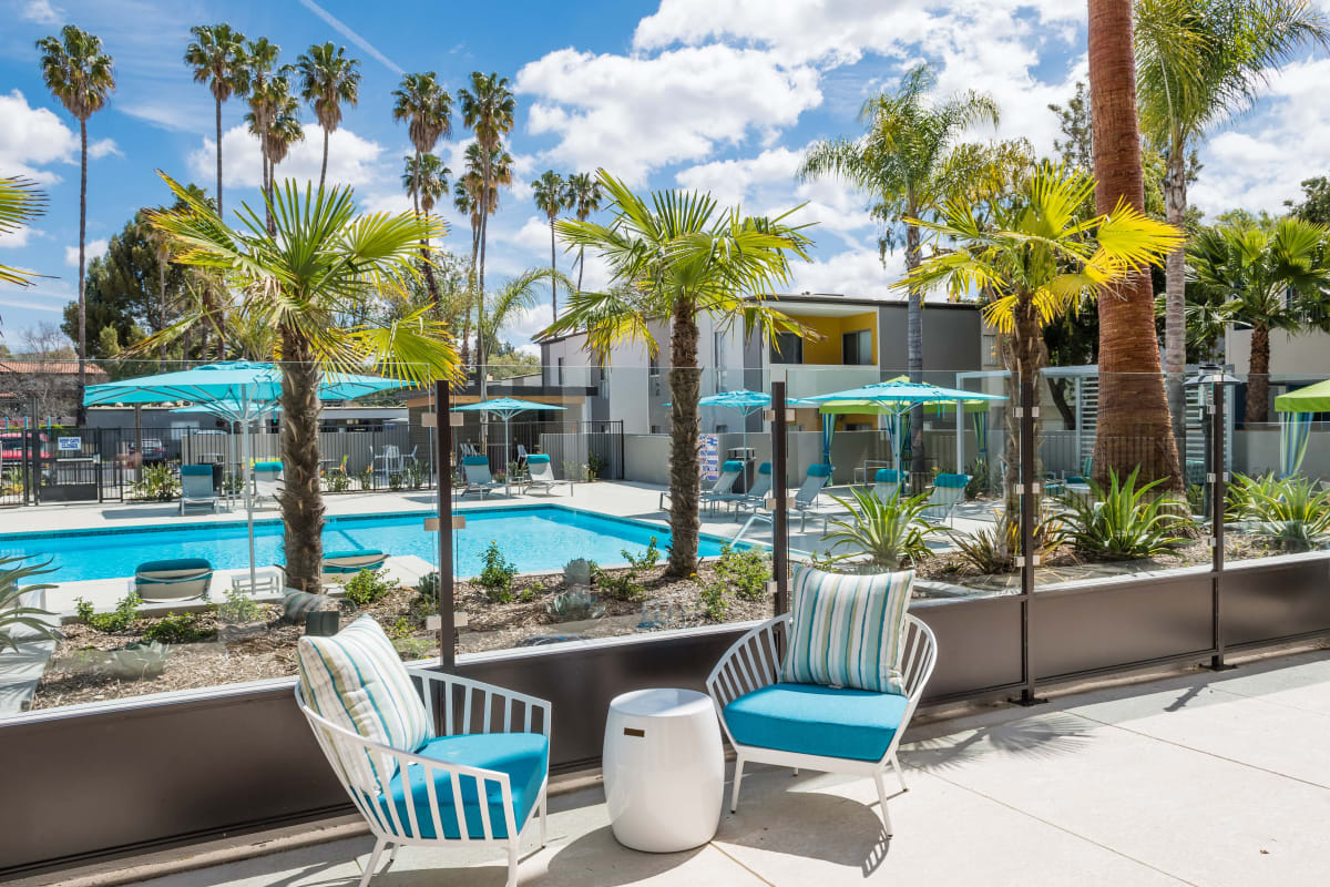 Pool and patio at The Retreat at Thousand Oaks, Thousand Oaks, California