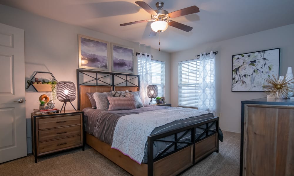 Bedroom at Cascata Apartments in Tulsa, Oklahoma