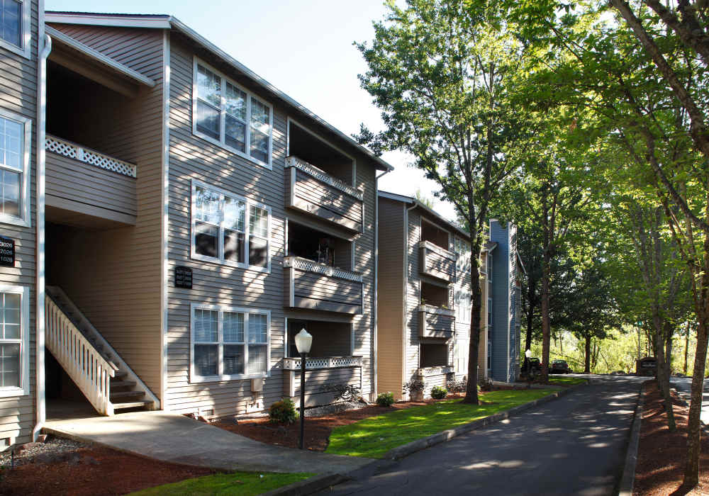 Apartments at The Docks at Redmond Lakeview in Redmond, Washington