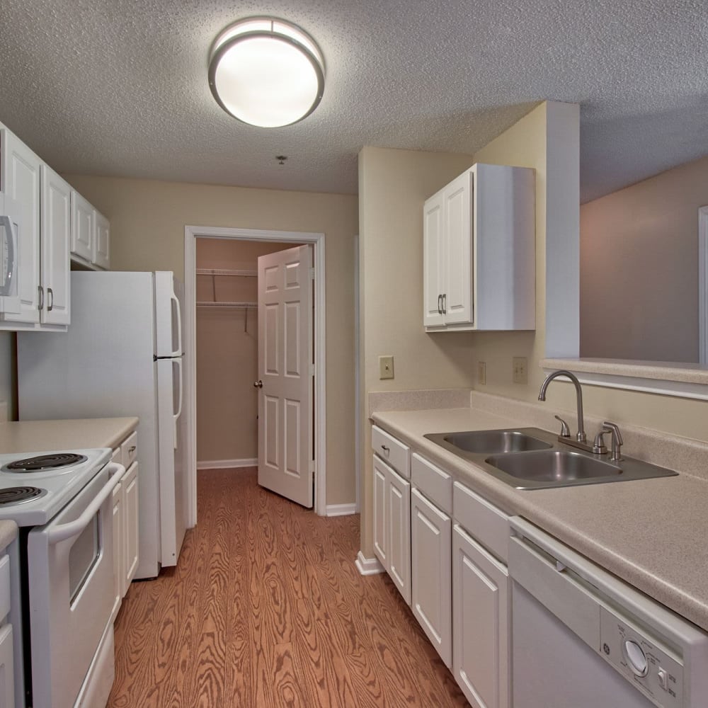 Kitchen with modern appliances at Chapel Lakes, Wetumpka, Alabama