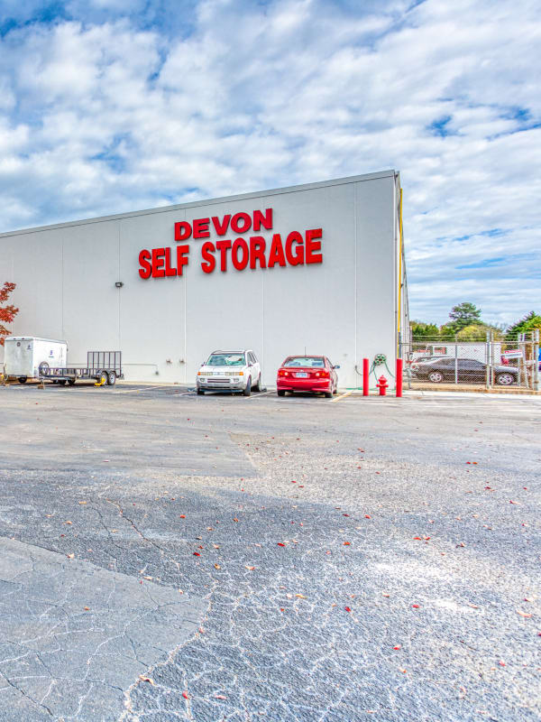 Moving Truck Rental Charlotte, NC: Devon Self Storage