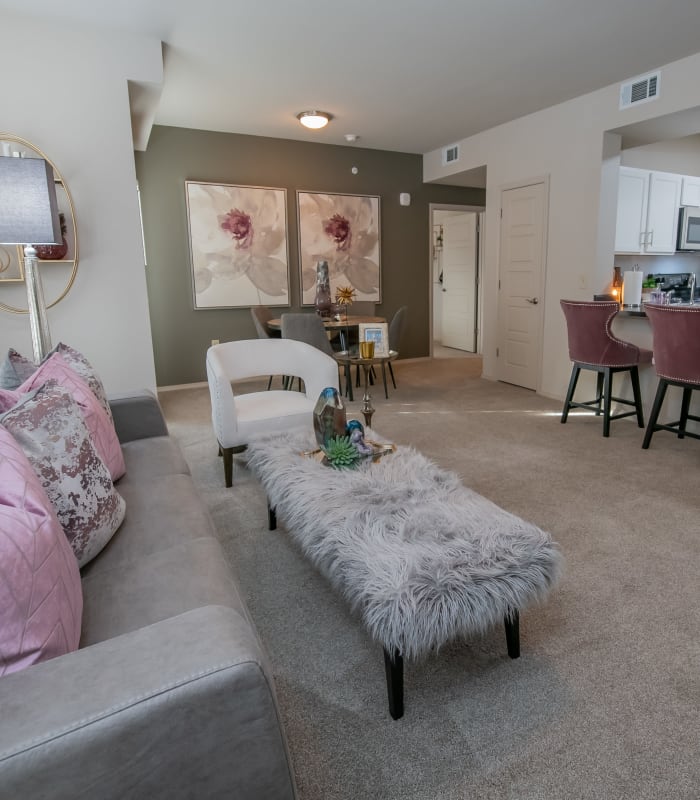 Spacious living room at Stonehorse Crossing Apartments in Oklahoma City, Oklahoma