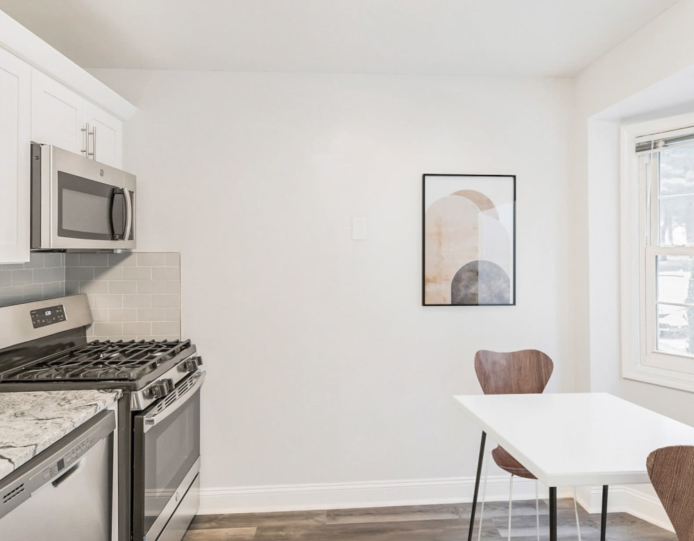 Eagle Rock Apartments at Woodbury Woodbury, NY Apartments for Rent