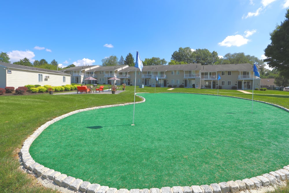 Putting green at Greentree Village Townhomes in Lebanon, Pennsylvania