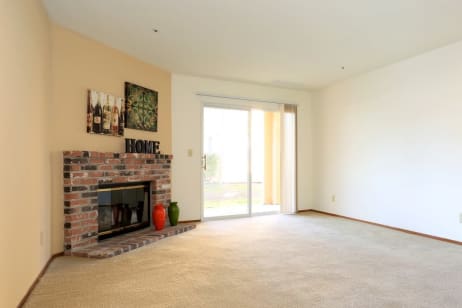 Living room at Berkshire Laurel Creek, Fairfield, California