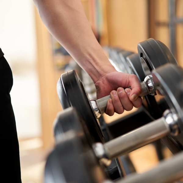 Woodchase Apartments offers a wide variety of amenities in San Leandro, California