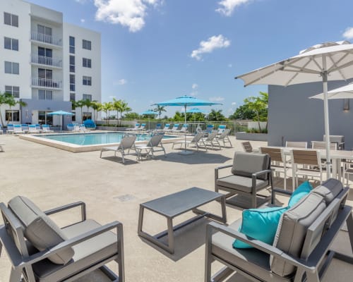 Stylish outdoor spaces at 275 Fontaine Parc in Miami, Florida