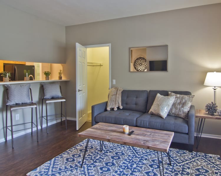 Spacious living room at Perry's Crossing Apartments in Perrysburg, Ohio