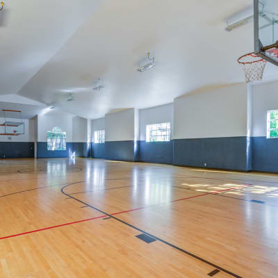 Full-size indoor basketball court at Walden Pond Apartments in Everett, WA