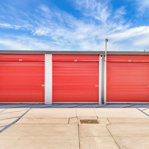 Climate-controlled outdoor storage units at StorQuest Self Storage in Sacramento, California