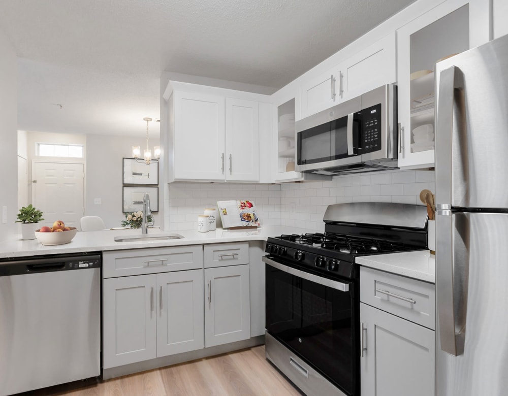 Modern kitchen with Energy-Efficient Appliances at Vista Point Apartments in Wappingers Falls, New York