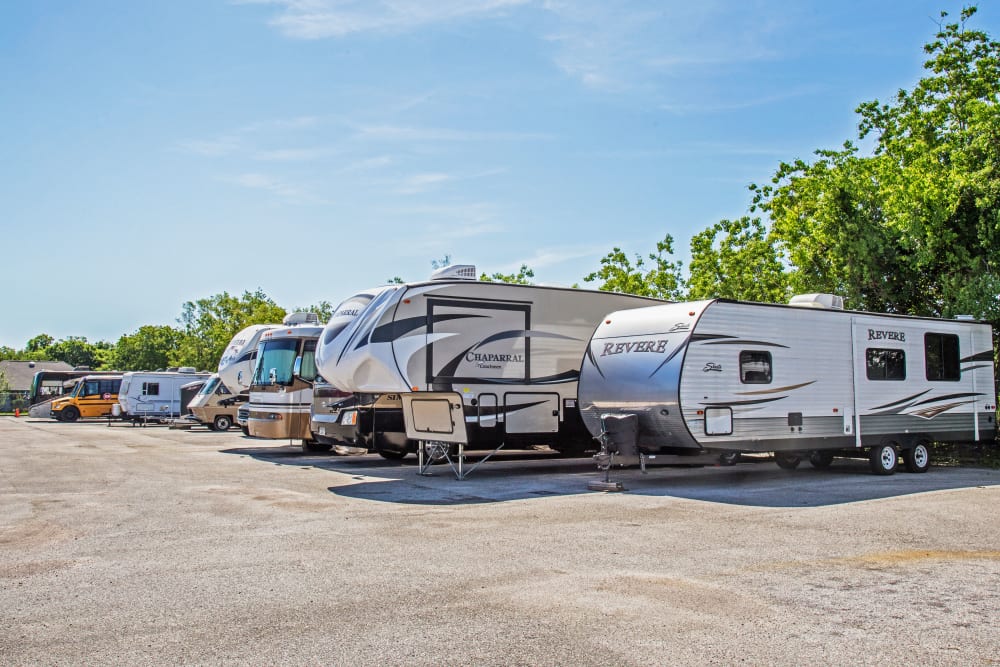 Metro Self Storage offers RV and boat storage in La Marque, Texas