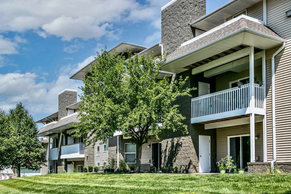 Exterior view of apartments at The Falgrove Apartments in Omaha, Nebraska