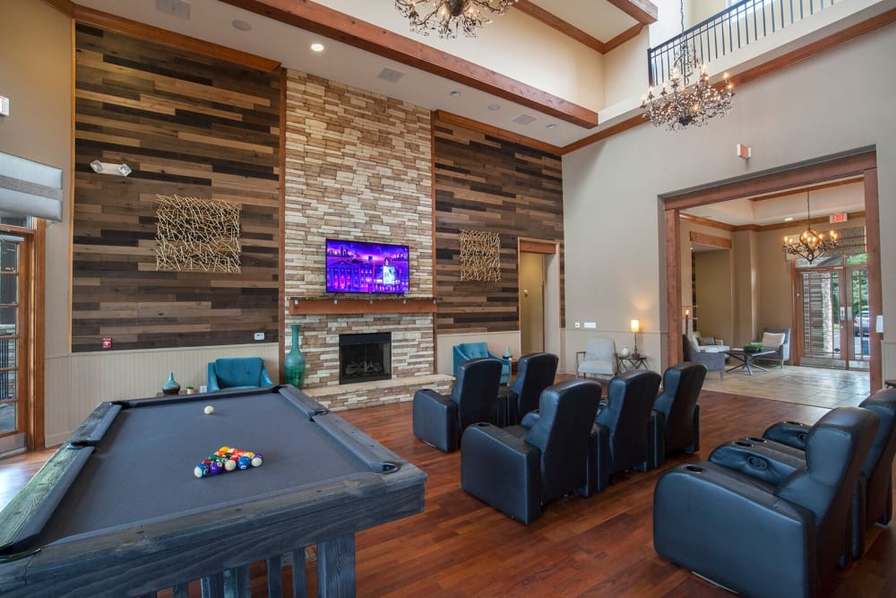 Billiards table at Panther Effingham Parc Apartments in Rincon, Georgia