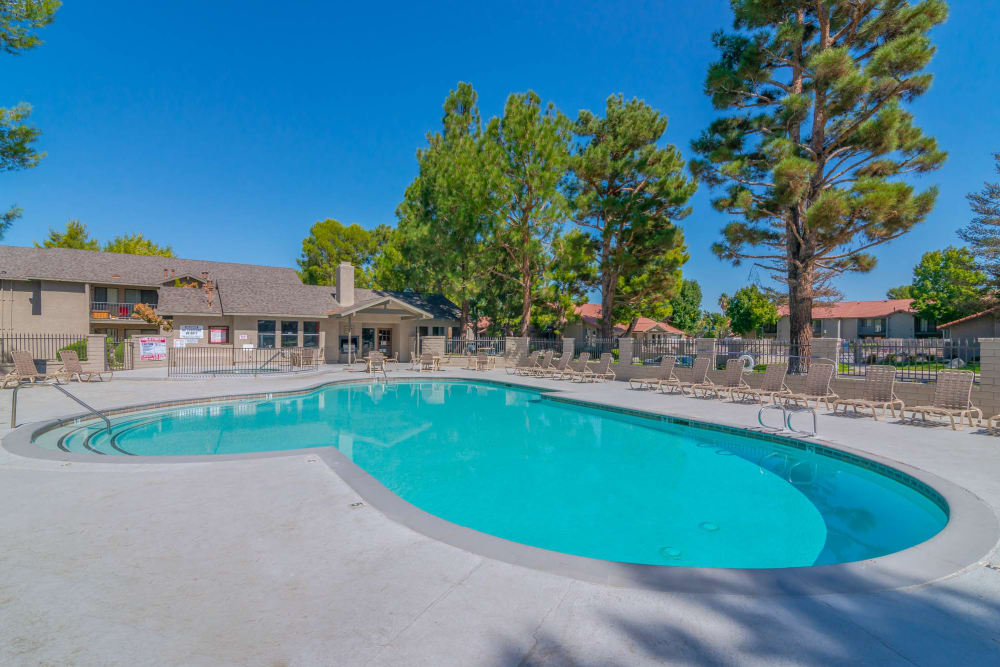 Pool at Sunset Ridge Apartments in Lancaster, California