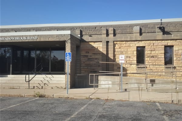 Exterior view of Meadowbrook Self Storage in St. Louis Park, Minnesota