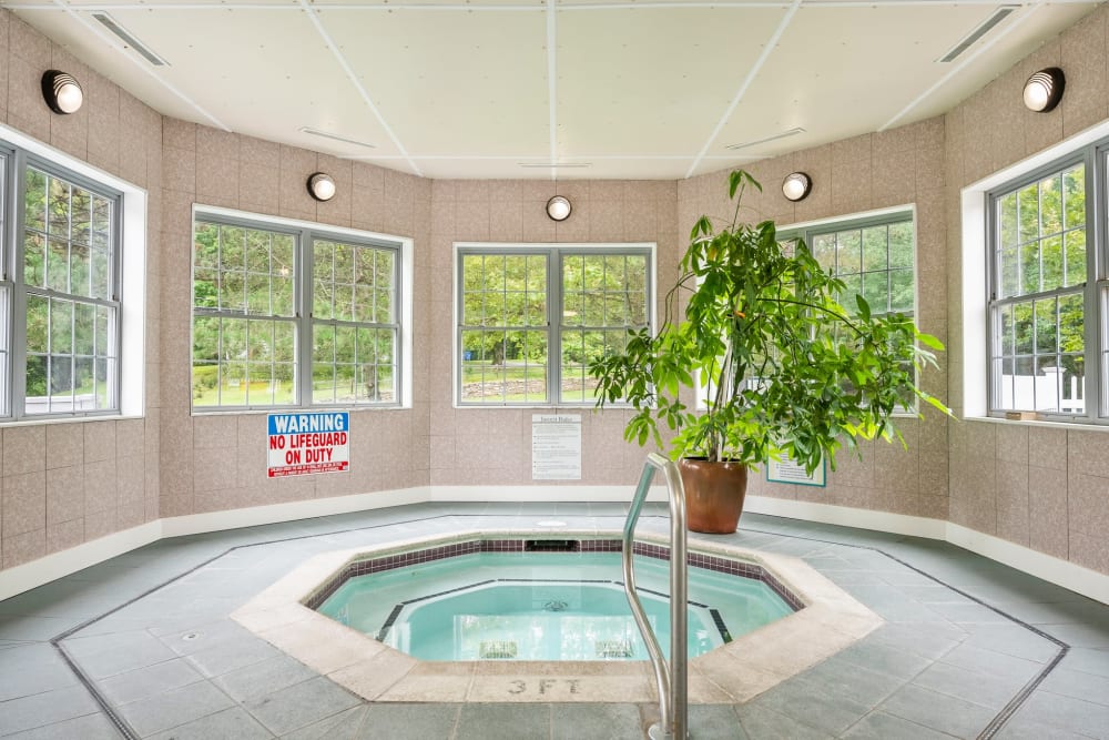 Hot tub at The Place at Catherine's Way in Manchester, Connecticut