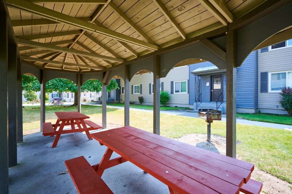 Photos of Alcove at Seahurst Apartments in Burien, WA