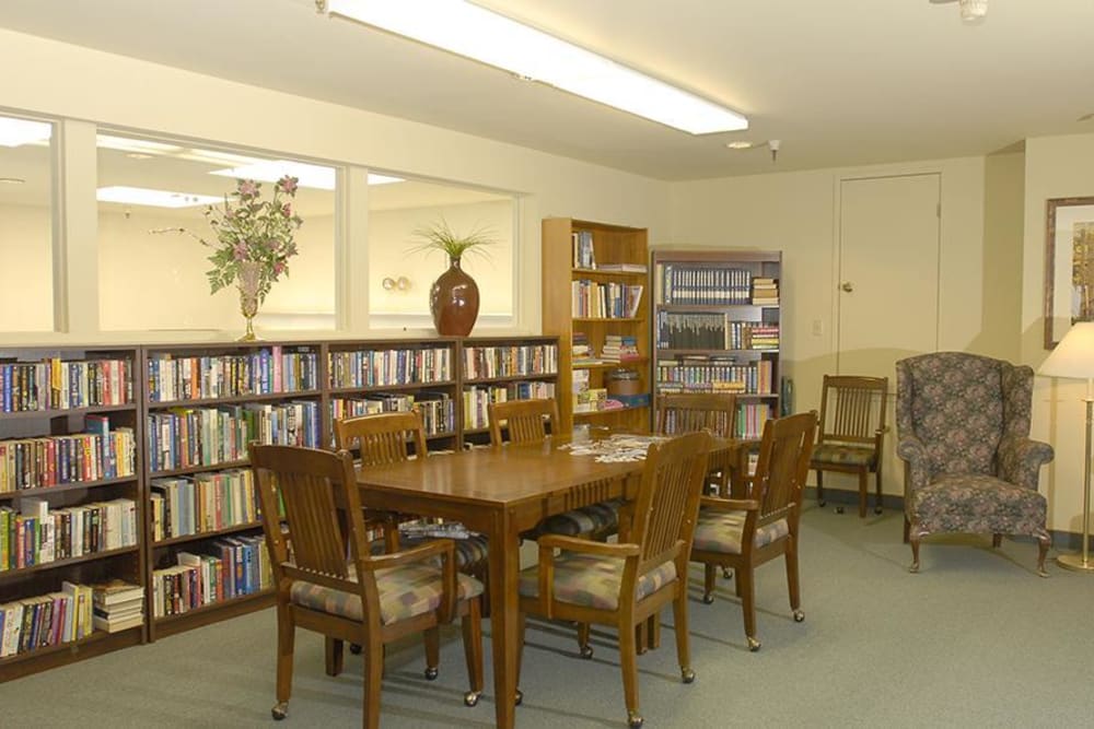 Community library at Hilltop Commons Senior Living in Grass Valley, California