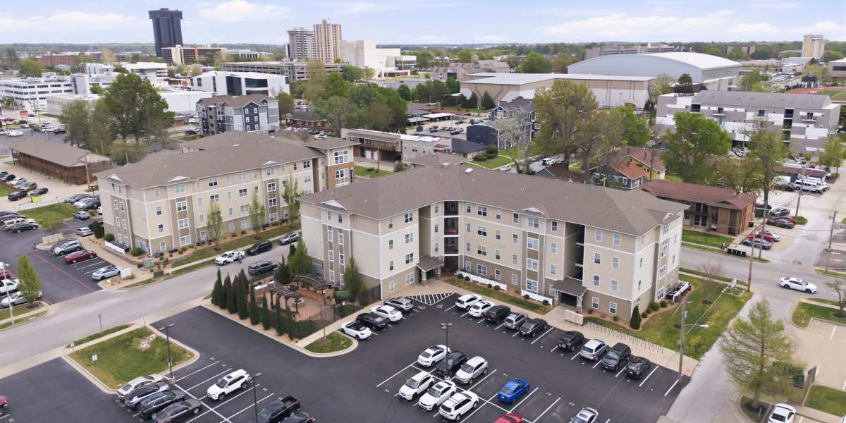 Aerial view of apartment community near Beacon Springfield in Springfield, Missouri