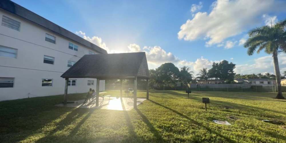 Modern Apartments at Canterbury Palms in Lauderdale Lakes, Florida