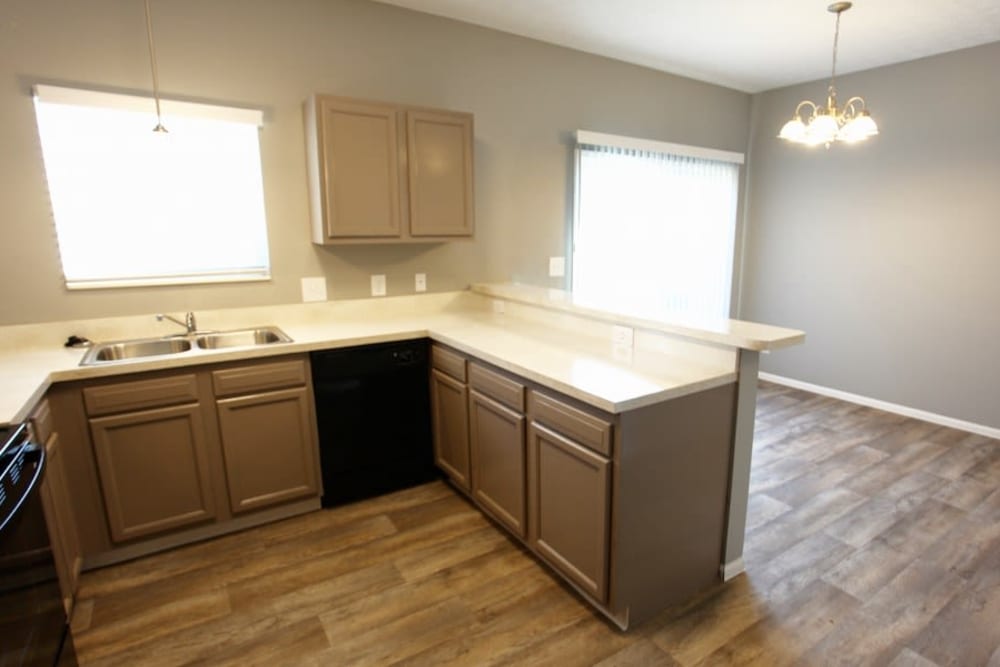 Photos of Trotter's Landing Apartments in Delaware, OH