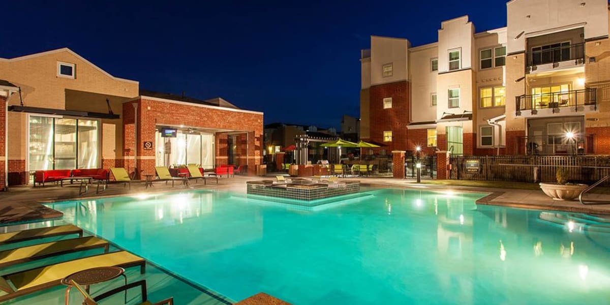 Enjoy Apartments with a Swimming Pool at Harvest Station Apartments 