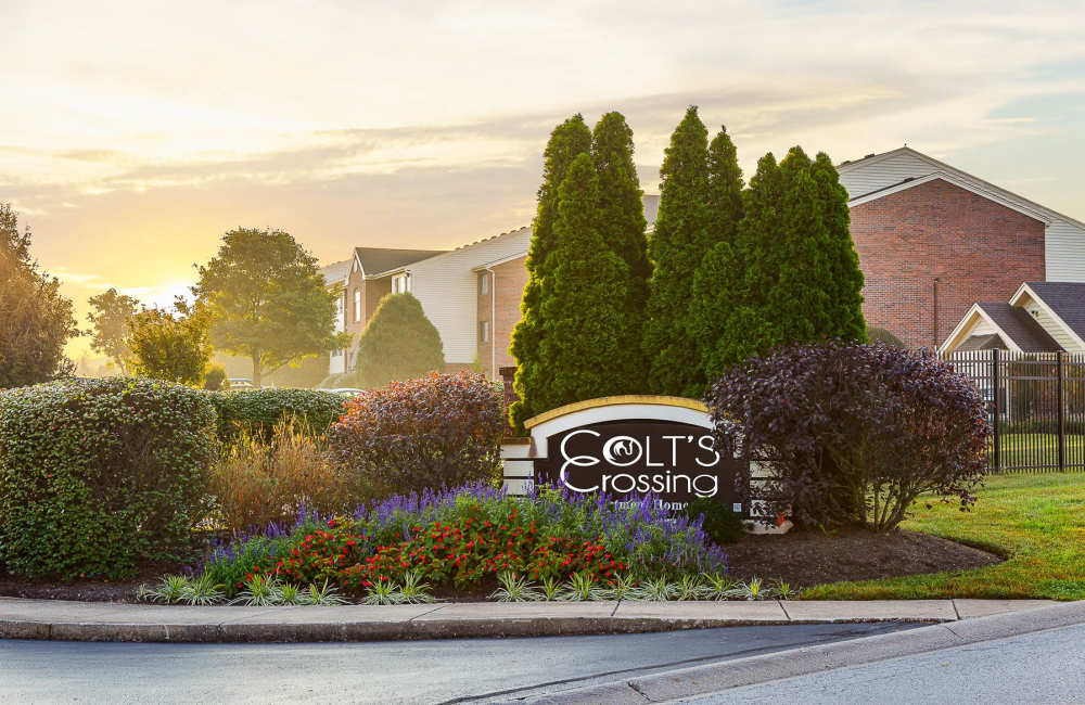 Sign board at Colt's Crossing Apartments in Georgetown, Kentucky