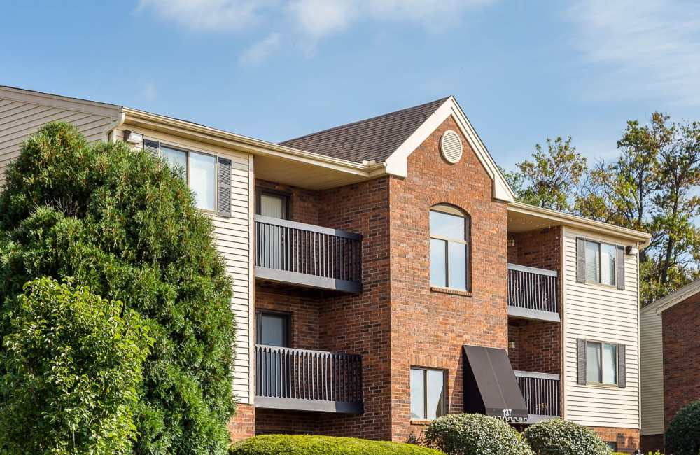 View of apartments at Colt's Crossing Apartments in Georgetown, Kentucky