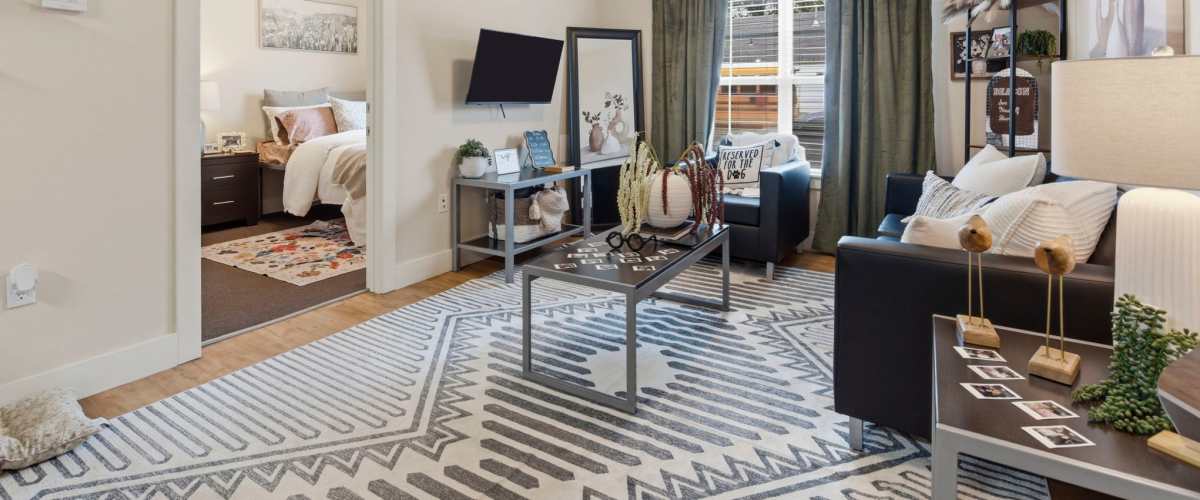 Cozy living room with stylish decor at Beacon Springfield in Springfield, Missouri