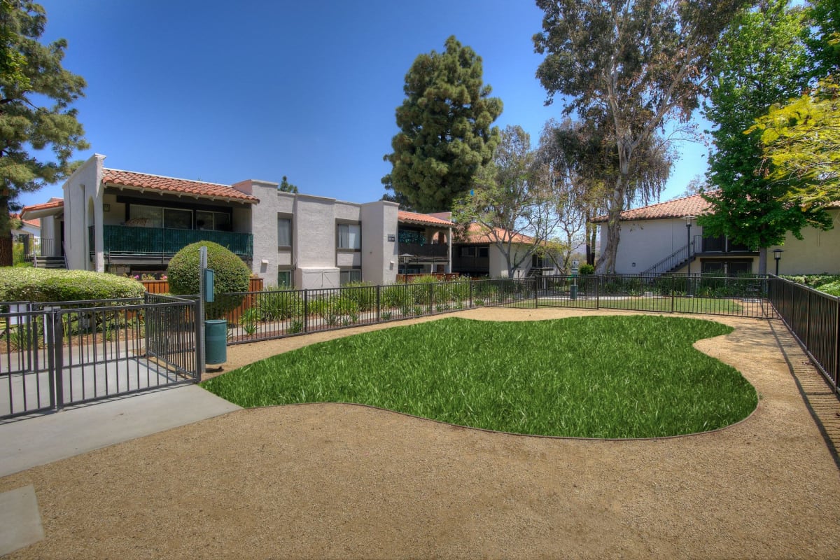 Dog park at Los Robles Apartments, Thousand Oaks, California