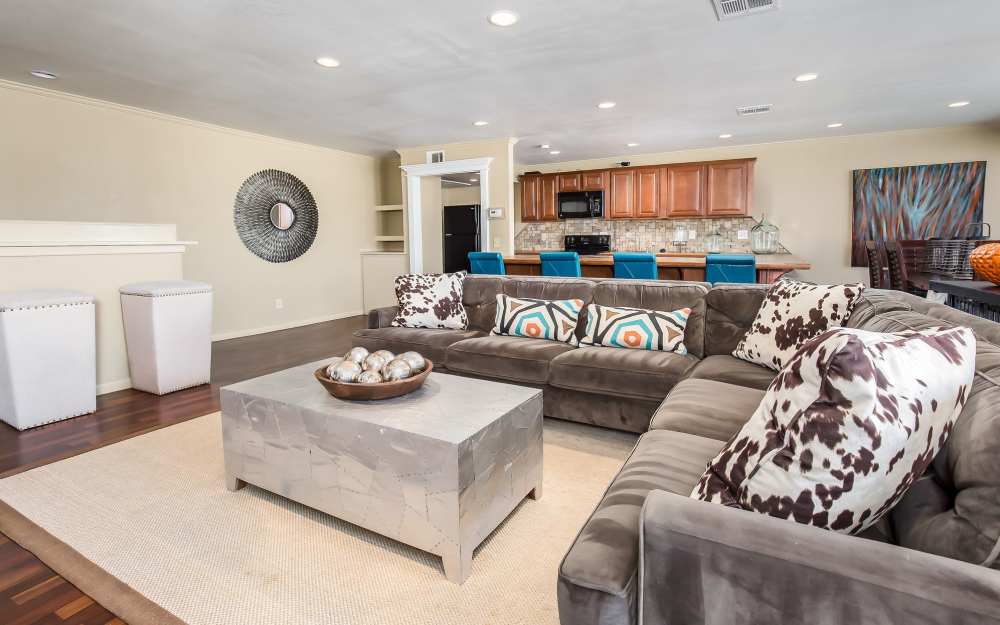 Resident clubhouse at Council Crossing Apartment Homes in Bethany, Oklahoma