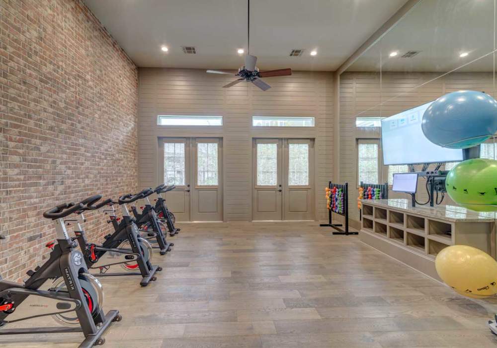 Fitness center at Southfork Lake in Manvel, Texas
