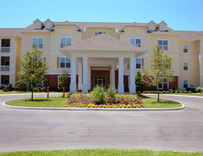 A beautiful view of the apartment building at Journet Place in Port Richey, Florida