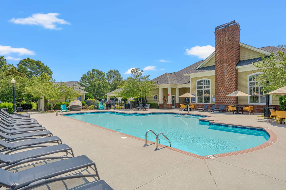 Swimming pool with kabana seating at Kildaire Reserve Apartments, Cary, North Carolina