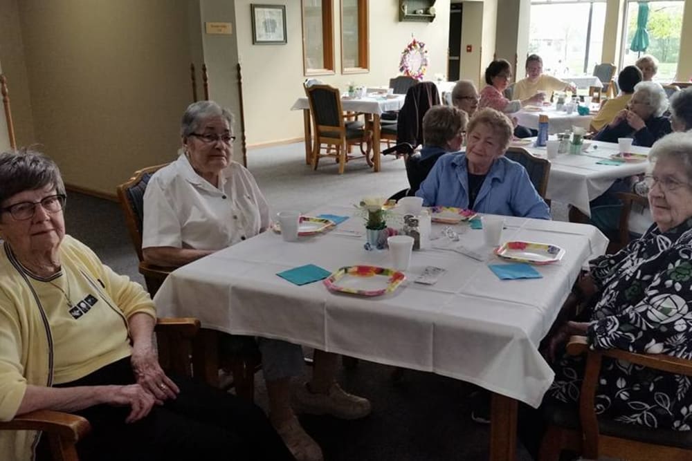 Residents gather for a meal at Prairie Meadows Senior Living in Kasson, Minnesota.