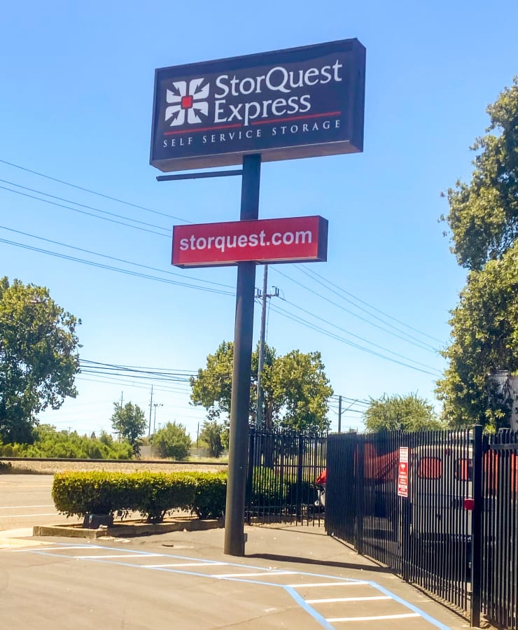 Sign in parking lot at StorQuest Express - Self Service Storage in Sacramento, California