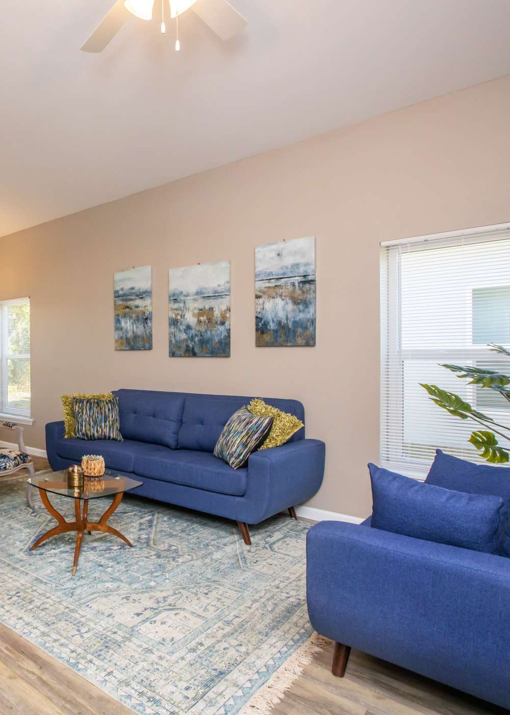 Living room at Greyes Place in Crawfordville, Florida