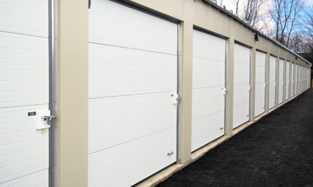 Easy drive up storage access at Stop-N-Go Storage in Delaware, Ohio