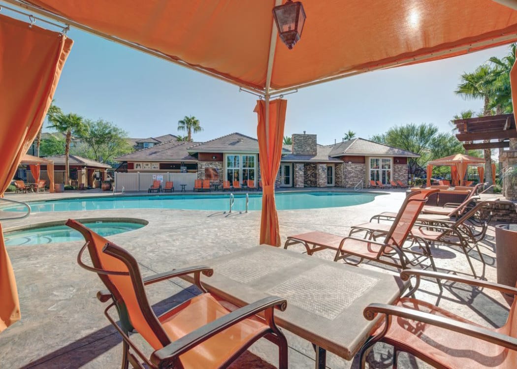 Pool at Norterra Canyon Apartments
