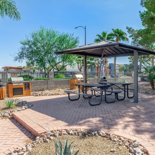 Shaded picnic area at Tides on Spencer in Las Vegas, Nevada