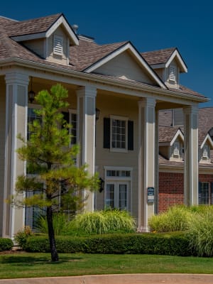 Exterior at Villas at Stonebridge in Edmond, Oklahoma