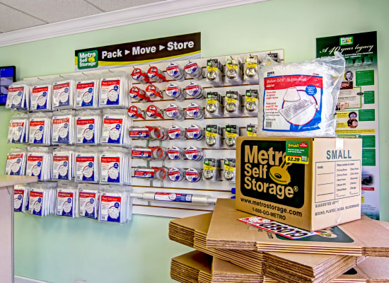 Facility Features offered at Metro Self Storage