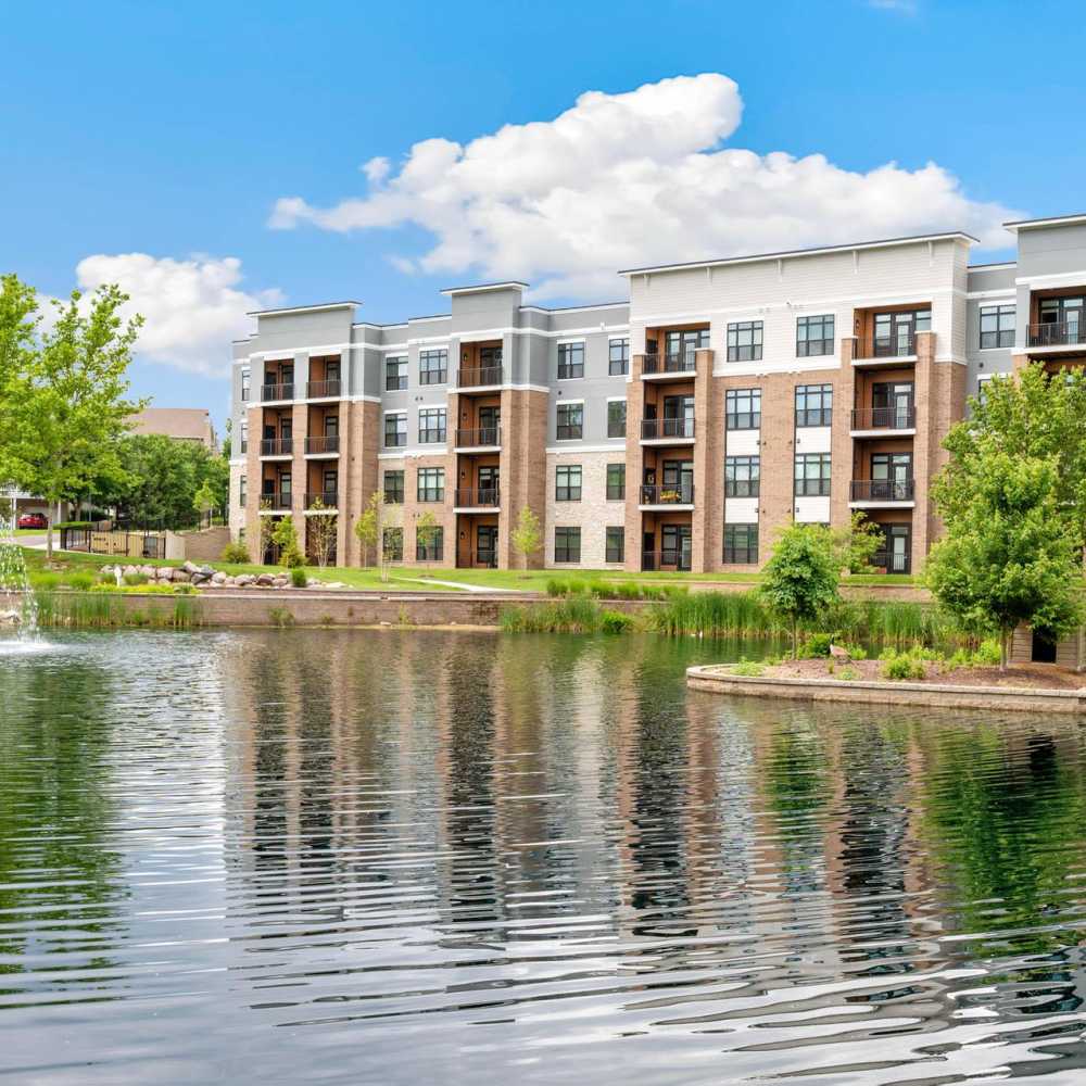 Community apartment with lake view at Neo Vantage Point in Maryland Heights, Missouri